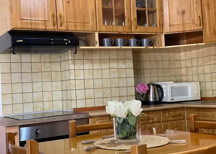 Lovely 1+1 * Golem (Tirana)